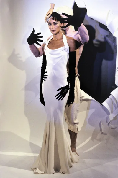 Look 25